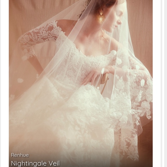 Lace Bridal Gown in Ivory